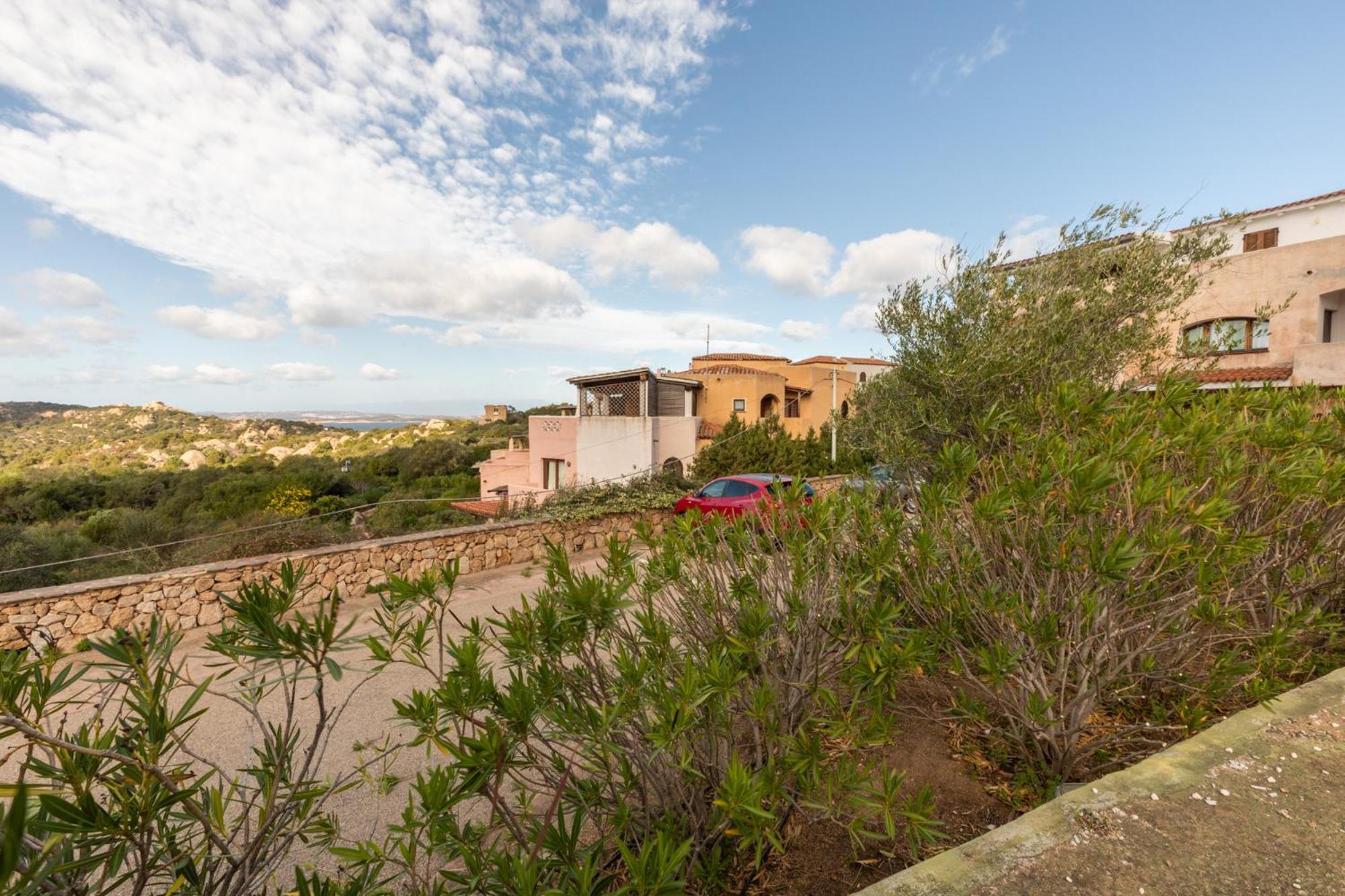 Nuovi Appartamenti Tri E Bilocali In Residence Con Piscina A Porto Cervo 800Mt Mare Liscia di Vacca Exterior photo